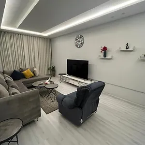 تحقق من التوفر