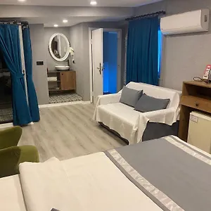 تحقق من التوفر