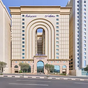 مكارم أم القرى **** مكة