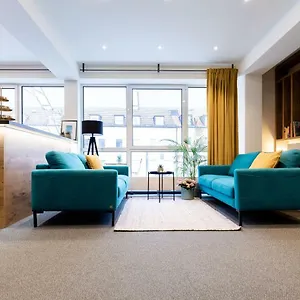 تحقق من التوفر